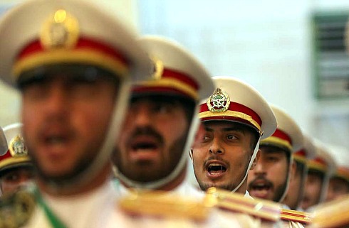 Iranian soldiers.jpg