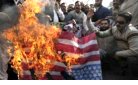 Pakistanis burning flags.jpg