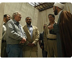 Noam Chomsky speaks to Hezbollah